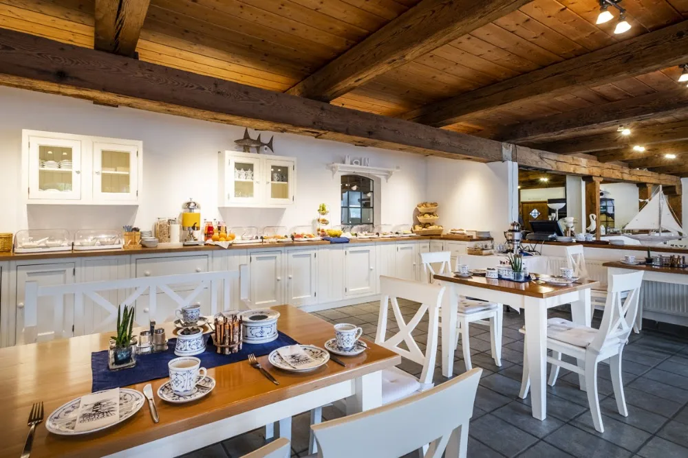 Hotel Pharisäerhof - DAS Hundehotel auf der Halbinsel Nordstrand mit Cafe - Restaurant - Ahneby pet otel görseli 4