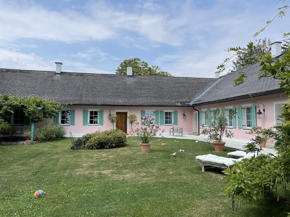 Hart Hills - Lilly`s Lovely Luxury Dog Hotel - Austria pet otel görseli 7
