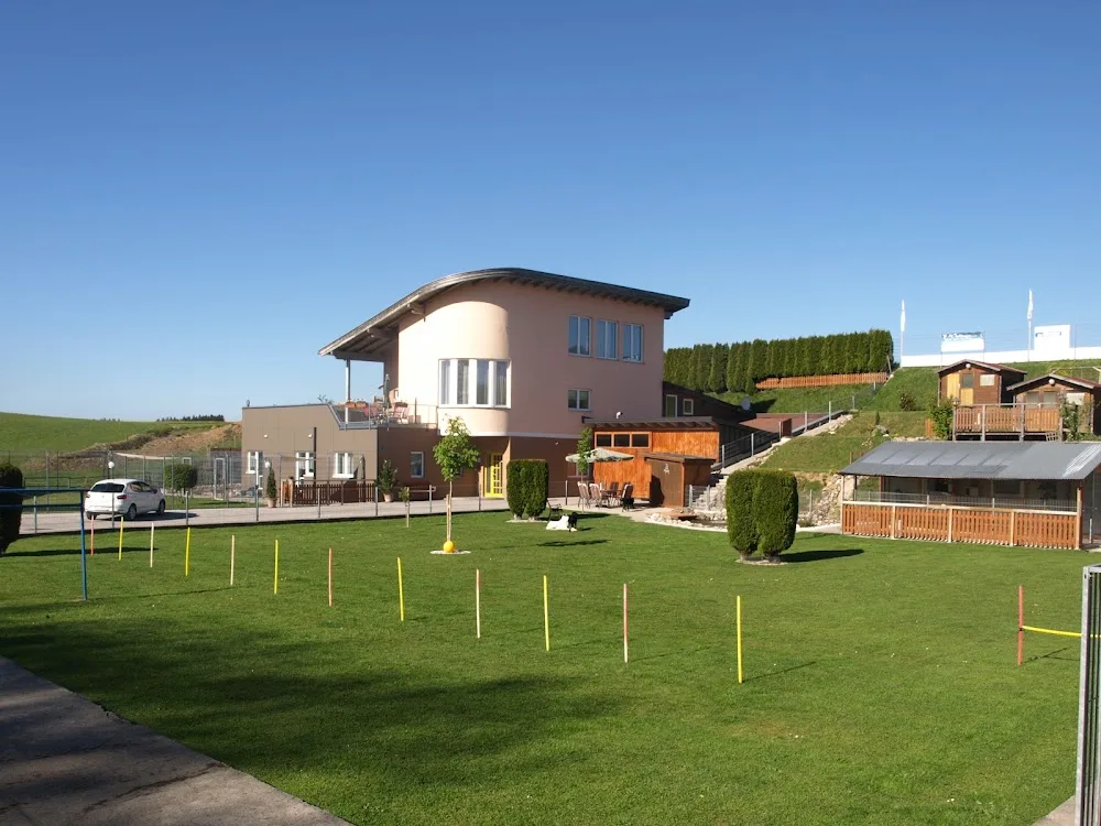 Schnauzerl Tierpension - Austria pet otel