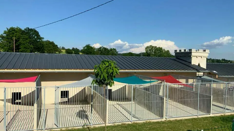 Domaine du Cerbère - Aveyron pet otel