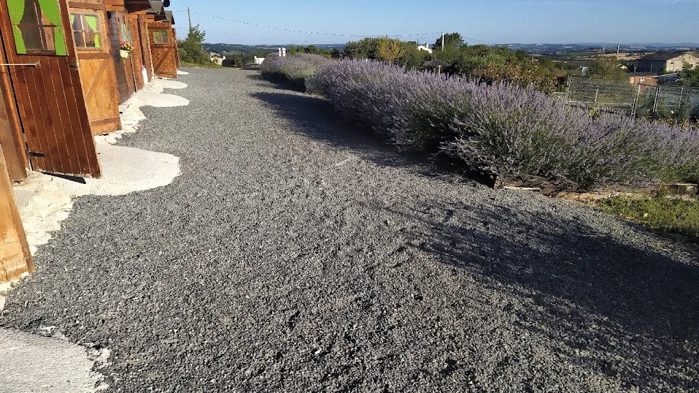 Pension chien et chat et Elevage Des Pas Des Bêtes - Aveyron pet otel görseli 2