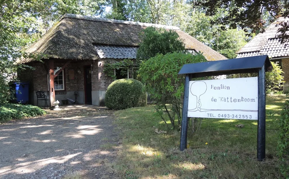 Pension "De Kattenboom" - Baarlo pet otel