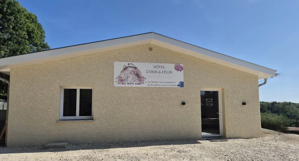 Pension toilettage du domaine des petits rubis - Bannes pet otel görseli 6
