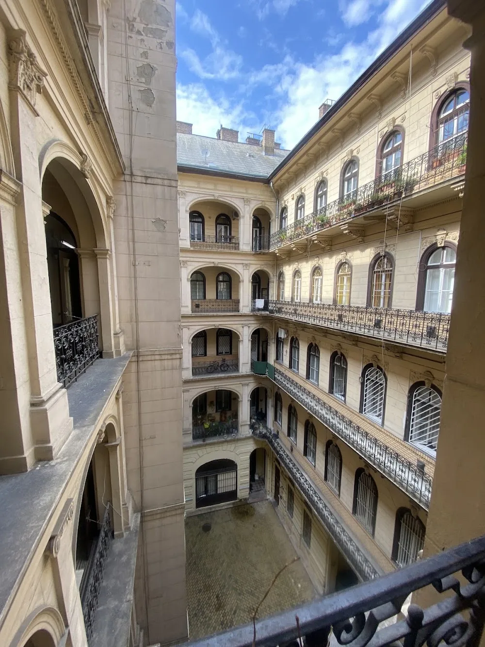 Hostel Black Dog - Budapest pet otel
