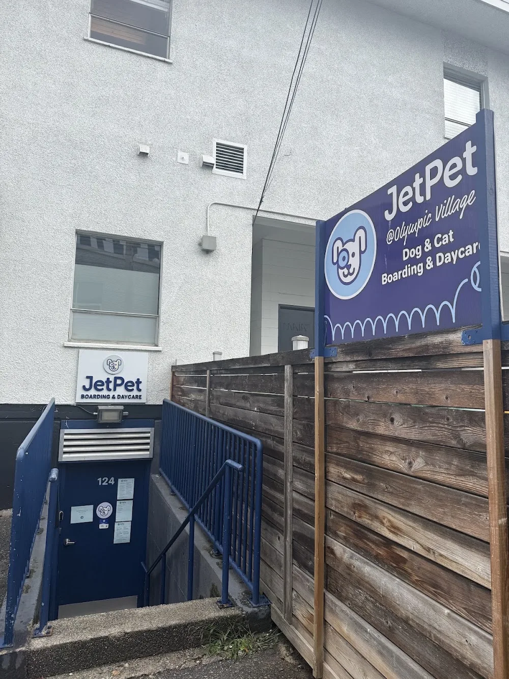 Jet Pet Resort Olympic Village - Canada pet otel görseli 6