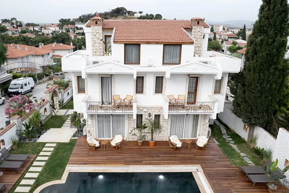 Naz Konak Alaçatı Havuzlu Otel - Çeşme pet otel görseli 5