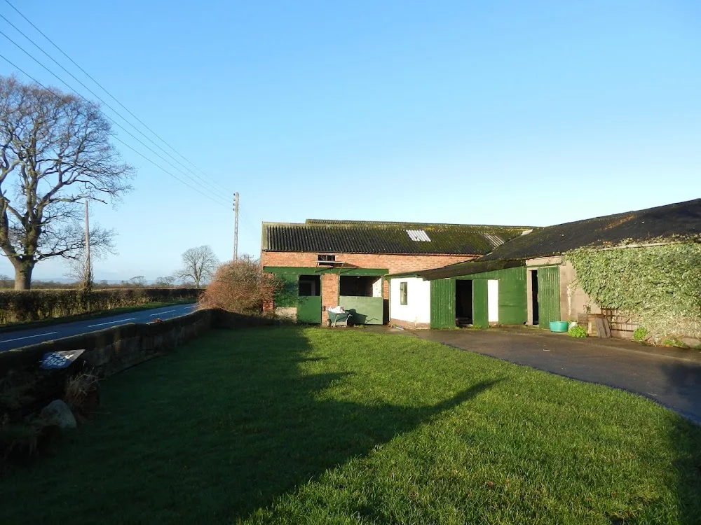 Oakfield Farm Boarding Kennels - Cheshire West and Chester pet otel görseli 3