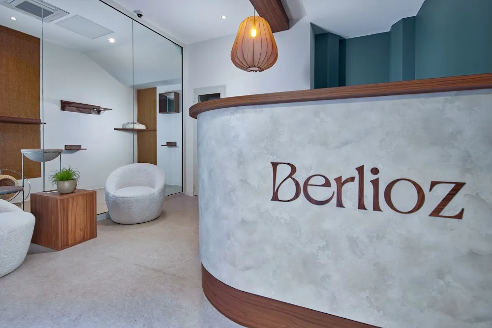 Berlioz Hôtel Félin - Conflans-Sainte-Honorine pet otel