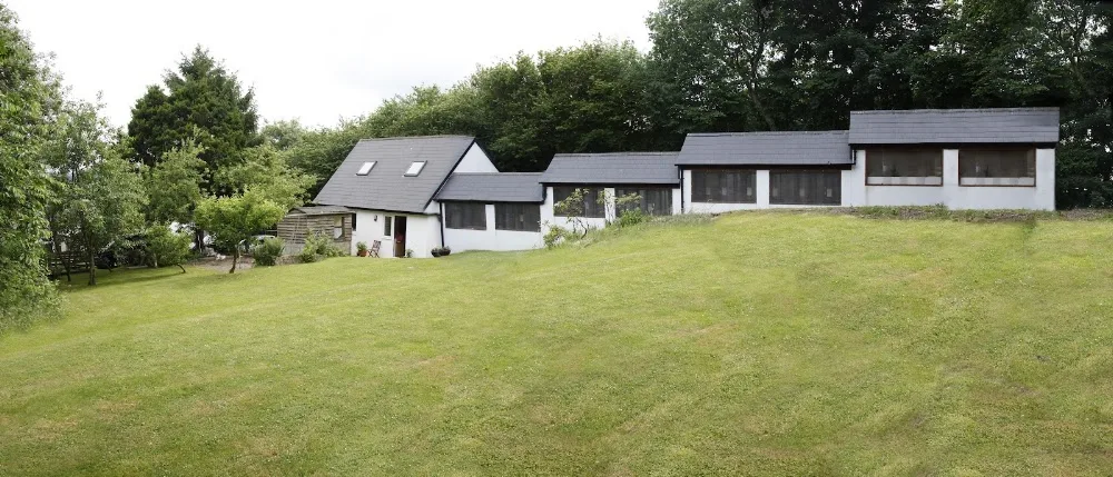 A Home From Home - Cornwall pet otel