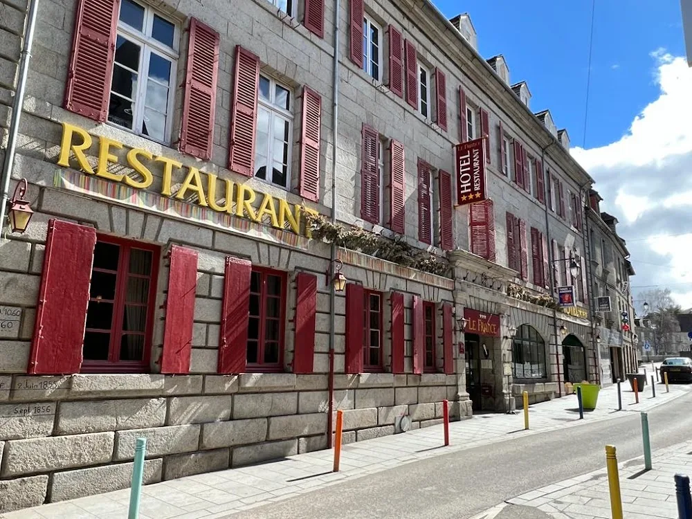 Logis Hôtel Au Petit Vatel - Creuse pet otel görseli 3