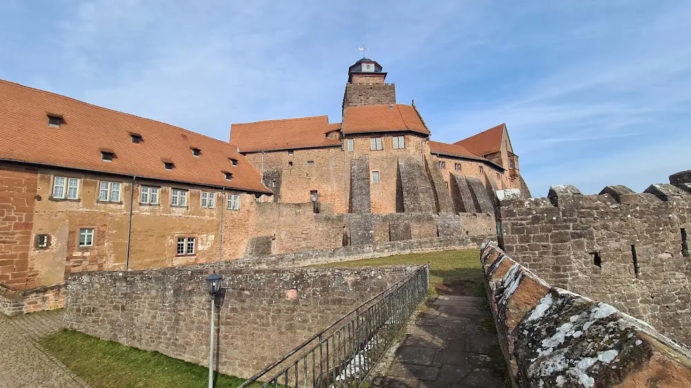 Tierhotel an der Burg Breuberg - Erbach pet otel görseli 11