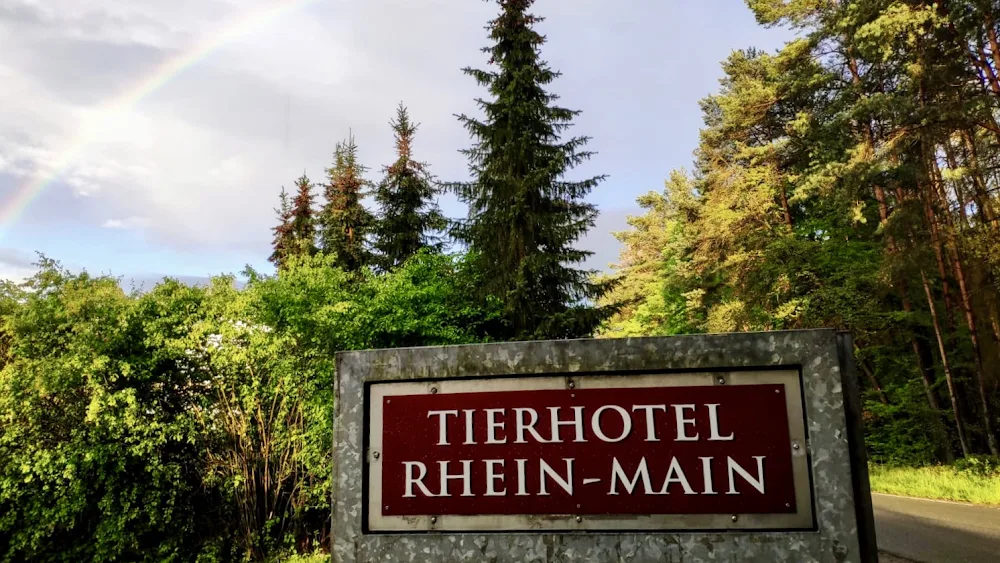 Tierhotel Rhein Main - Schlösser GmbH - Erbach pet otel