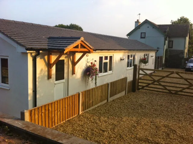 Hound Hall Luxury Hotel for Dogs - Fauls Green pet otel