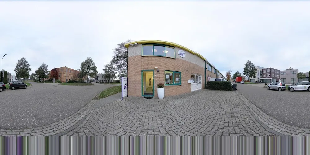 Dierenkliniek Beter Dier, Kattenpension Beter Dier - Flevoland pet otel görseli 4