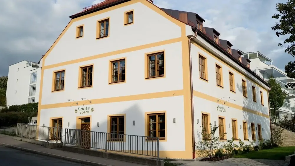 Bob W Munich Airport Peterhof - Freising pet otel