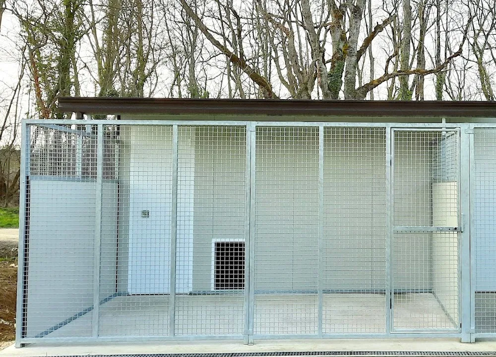 O'MEGAA CAMPUS DU CHIEN. Pension canine. Educateur canin. Comportementaliste - Grand-Est pet otel görseli 3