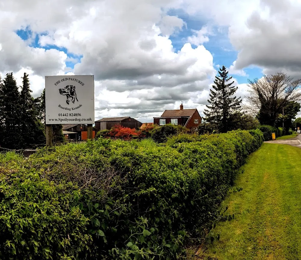 The Old Pastures Boarding Kennels & Dog Grooming - Halton pet otel
