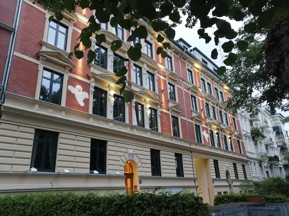 Leinenlos - Hundetagesstätte in Eimsbüttel - Hamburg pet otel görseli 2