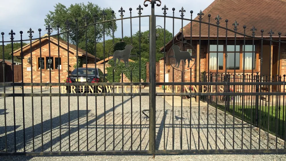 Brunswick Boarding Kennels - Havering pet otel