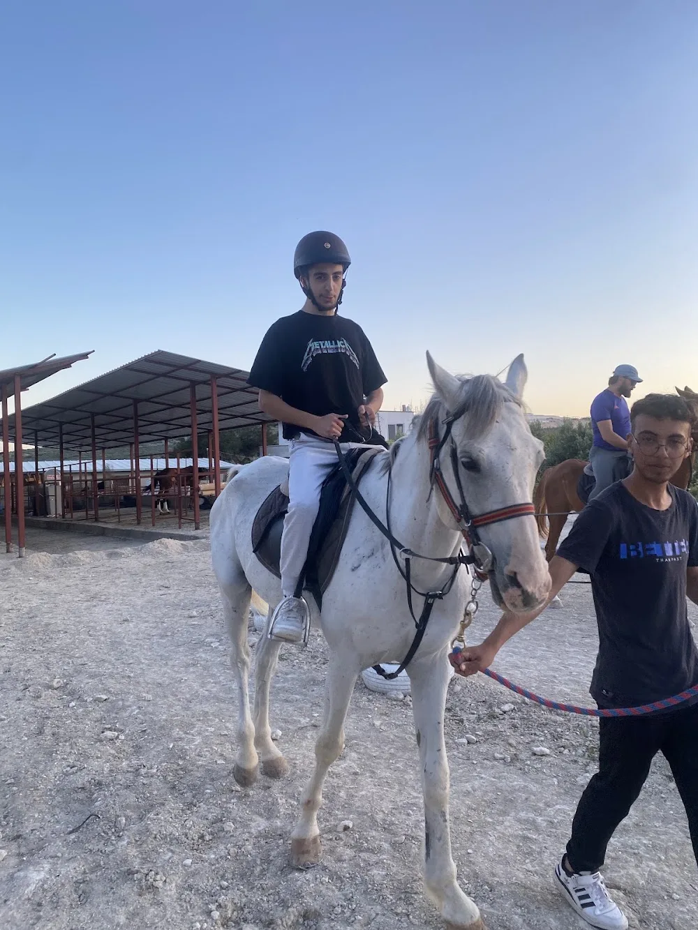 Horse & Dog Academy - Mersin Silifke At Çiftliği, Köpek Oteli ve Kahvaltı - Mersin pet otel görseli 3