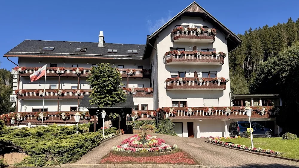 Hotel Thüringer Wald - Cathleen Hannemann - Ilmenau pet otel