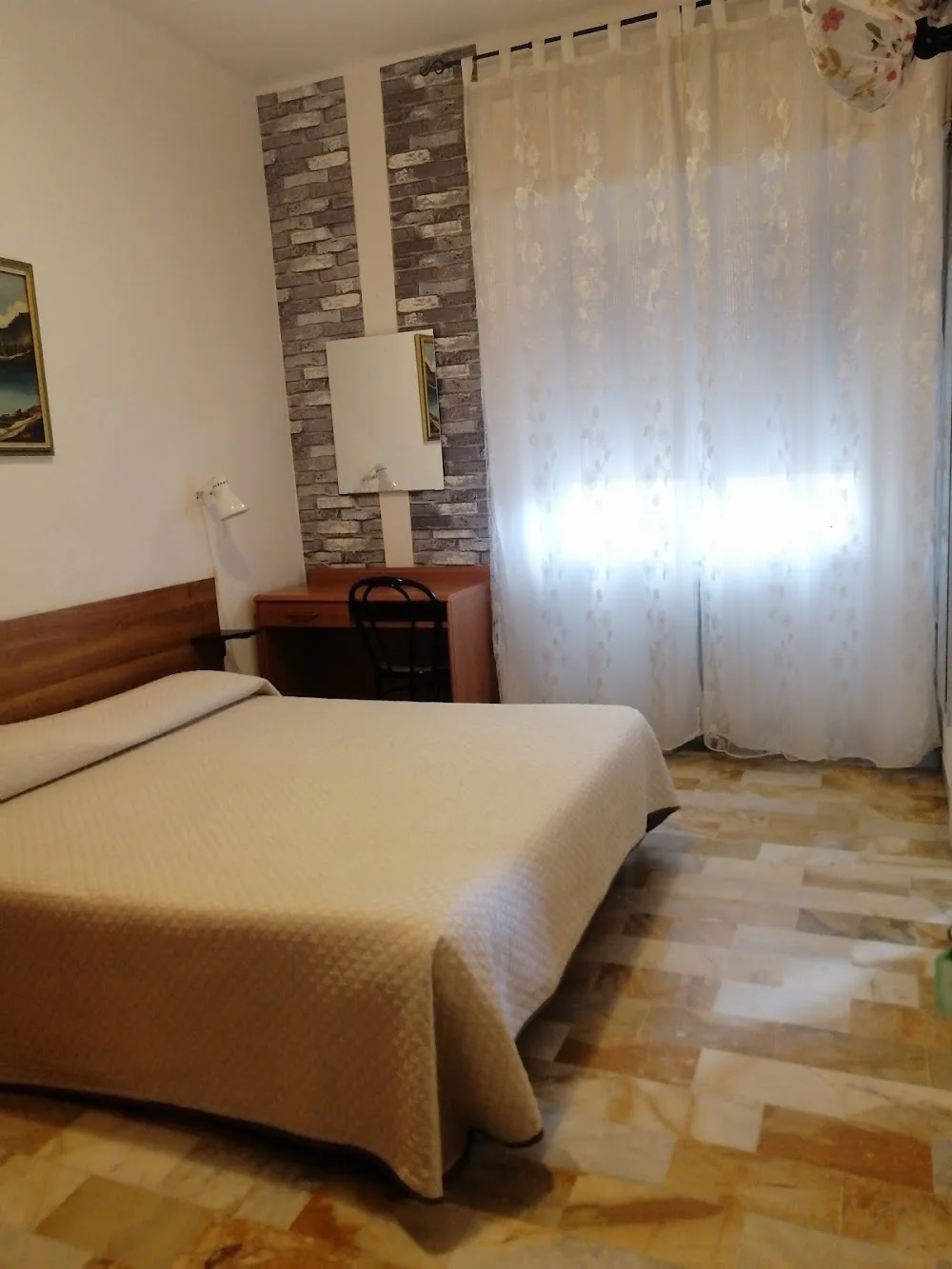 Pensione Albergo Aurora CIN: IT008031A1YNU2TTLA - Imperia pet otel görseli 3