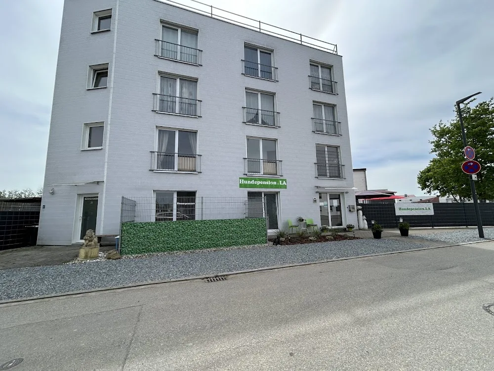 Hundepension LA - Inning am Holz pet otel görseli 2