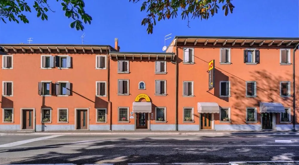 Hotel Gattopardo - Verona pet otel
