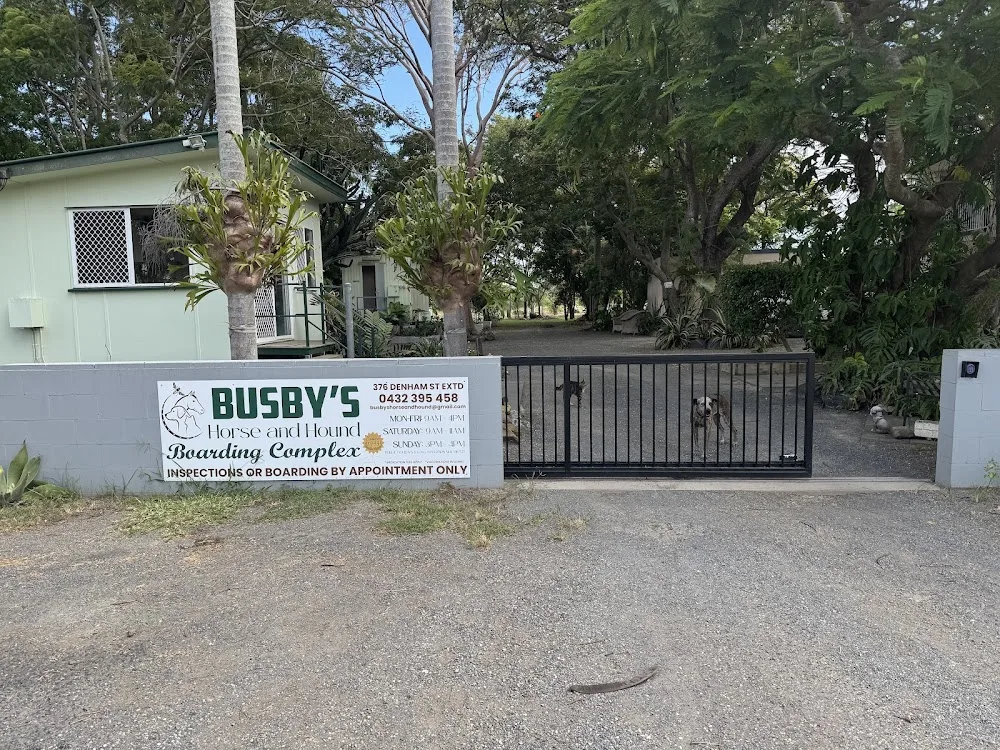 Busby’s Horse and Hound - Lakes Creek pet otel görseli 2
