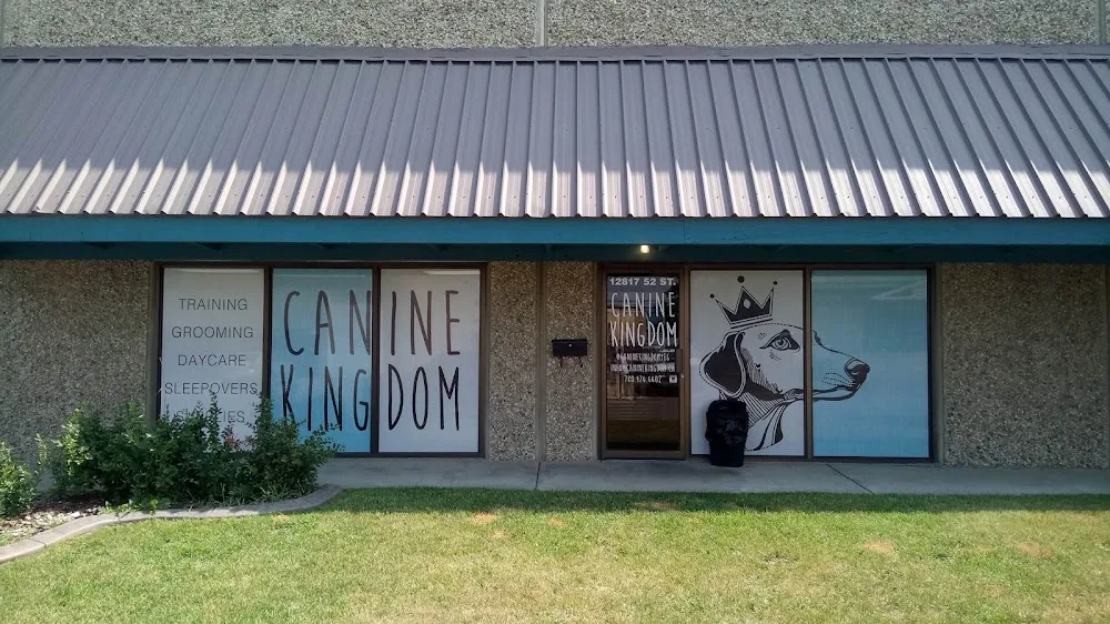 Canine Kingdom - Leduc County pet otel