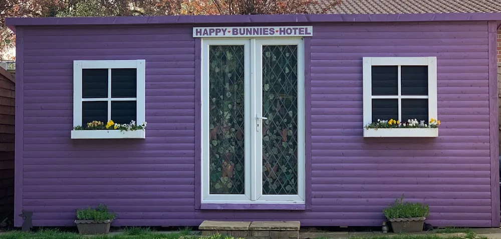 Happy Bunnies Hotel - Leicestershire pet otel