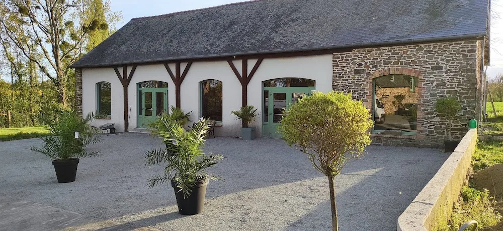 Terre de Légendes - Élevage, pension, éducation, alimentation et accessoires pour chiens et chats - Mayenne pet otel görseli 4