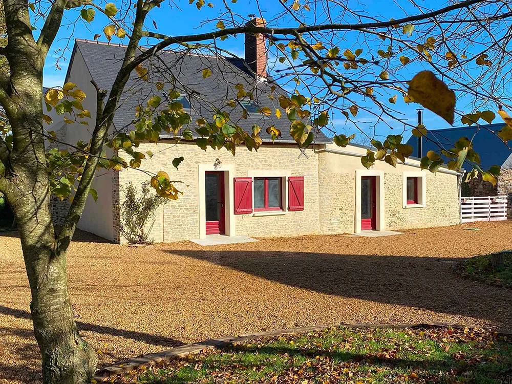 Terre de Légendes - Élevage, pension, éducation, alimentation et accessoires pour chiens et chats - Mayenne pet otel görseli 5