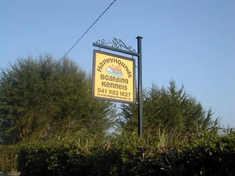 Happyhounds Dog Boarding Kennels - Meath pet otel
