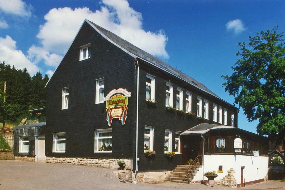 Pension Alsbachberg - Neuhaus am Rennweg pet otel