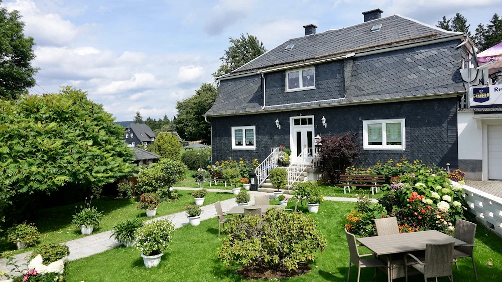 Rennsteig-Pension “Trautwein” - Neuhaus am Rennweg pet otel