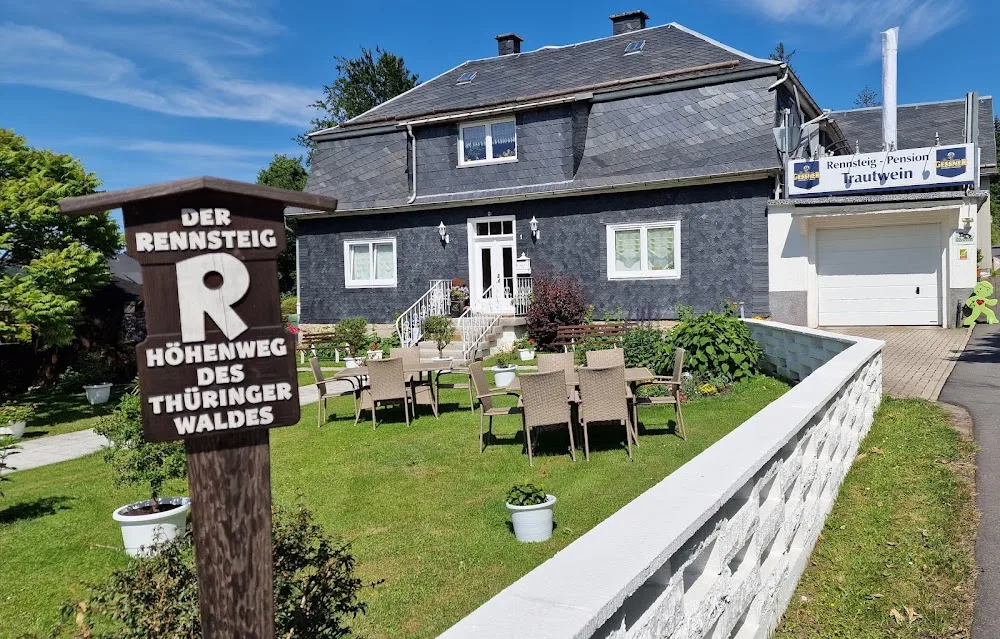 Rennsteig-Pension “Trautwein” - Neuhaus am Rennweg pet otel görseli 3