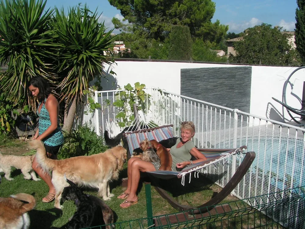Eymauzy Corinne Pension des Cabots - Nice pet otel