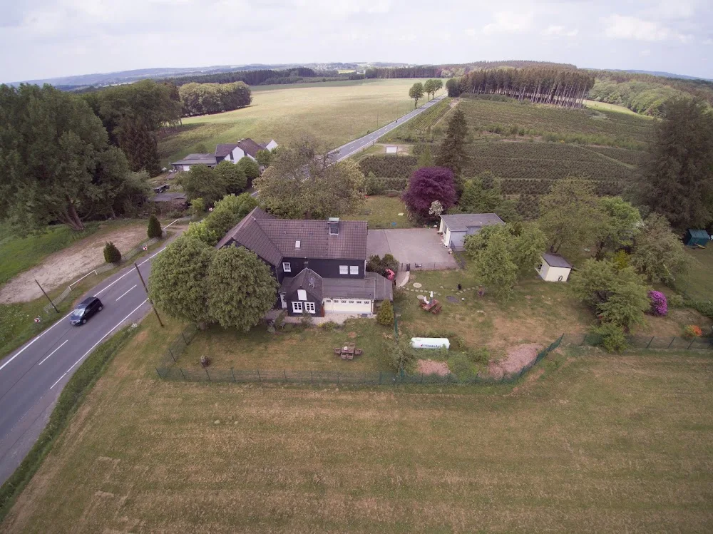 Service-Hund Roswitha Konnerth-Becker - North Rhine-Westphalia pet otel