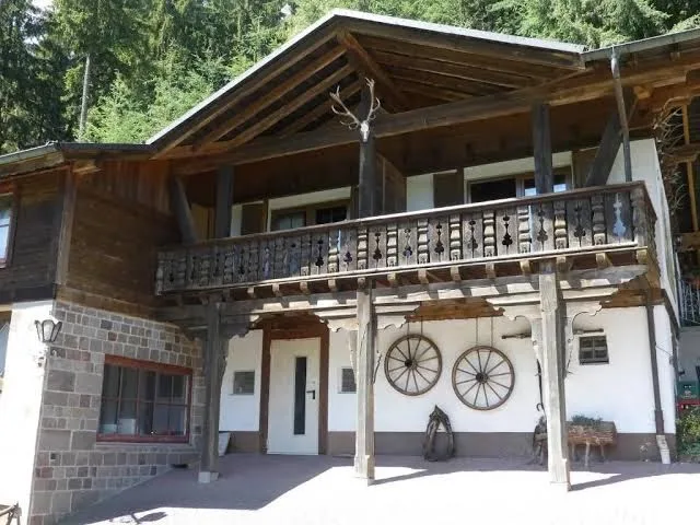 Gasthof-Pension Holzerstube - Oberzent pet otel