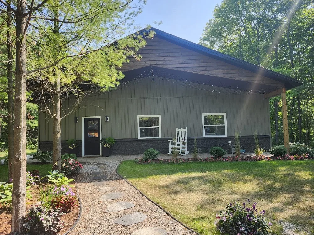 MeowTown: Luxury Resort for Cats - Ontario pet otel görseli 2