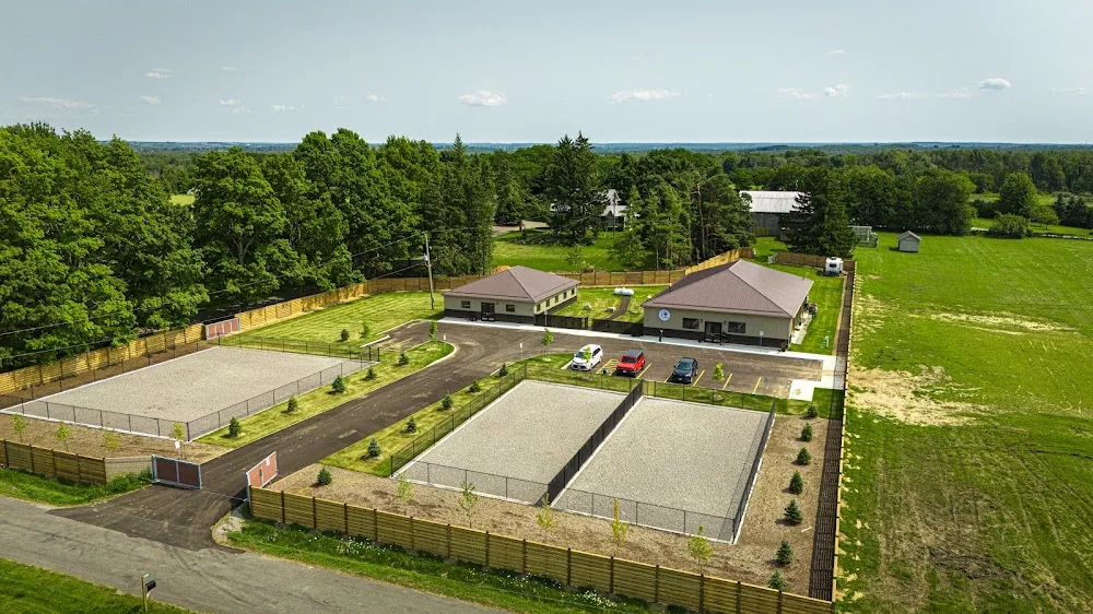 Queensville Kennel Inc - Ontario pet otel