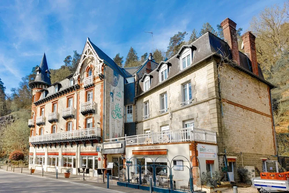 Brit Hotel & Spa Le Roc au chien - Orne pet otel