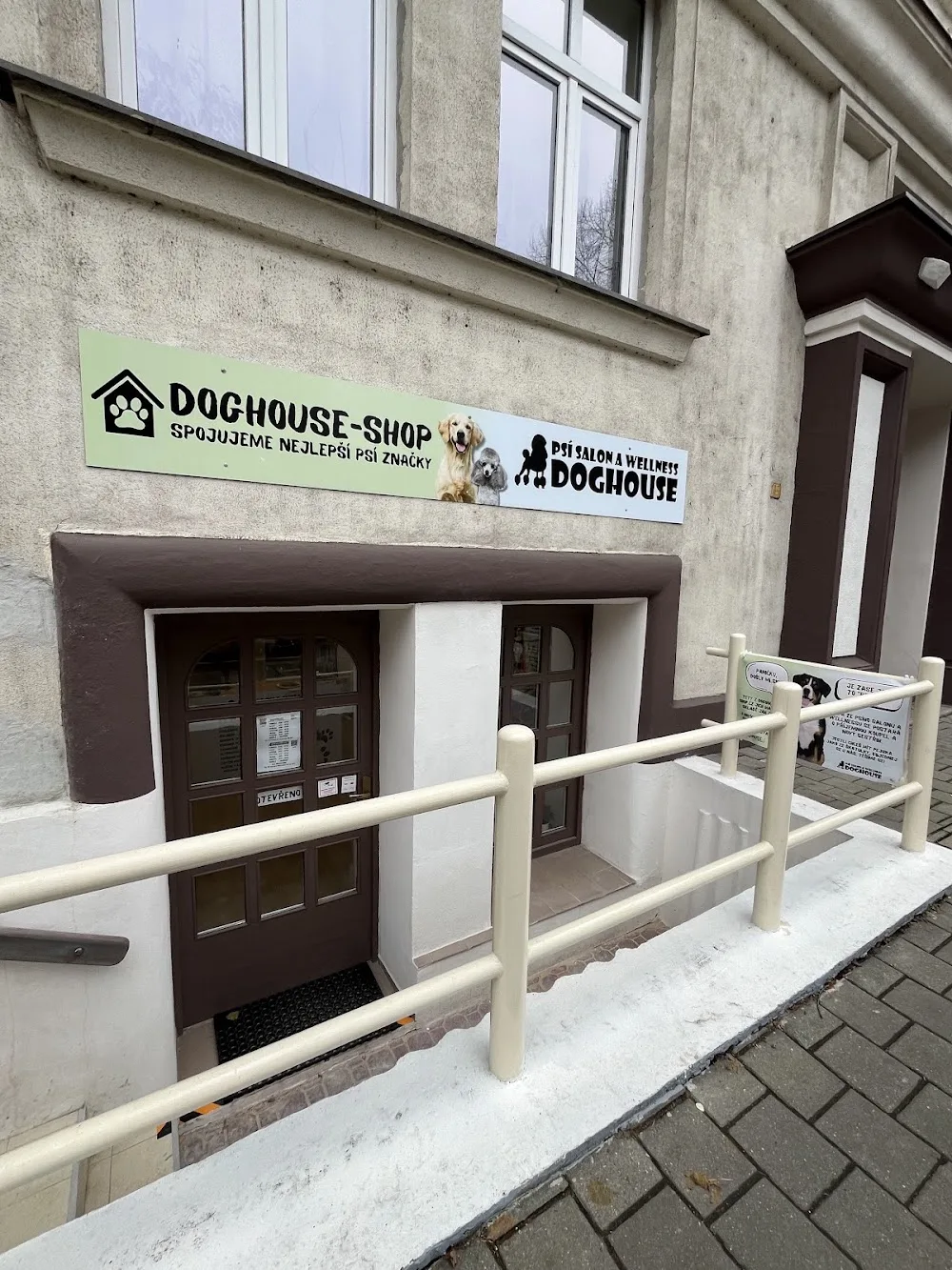 Doghouse-shop.cz | chovatelské potřeby pro psy - Ostrava-město pet otel