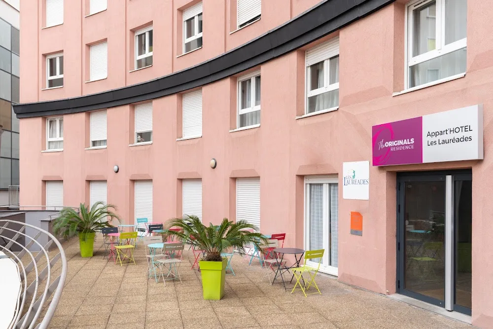 Hotel-Restaurant Le Chatel - Puy-de-Dôme pet otel görseli 4