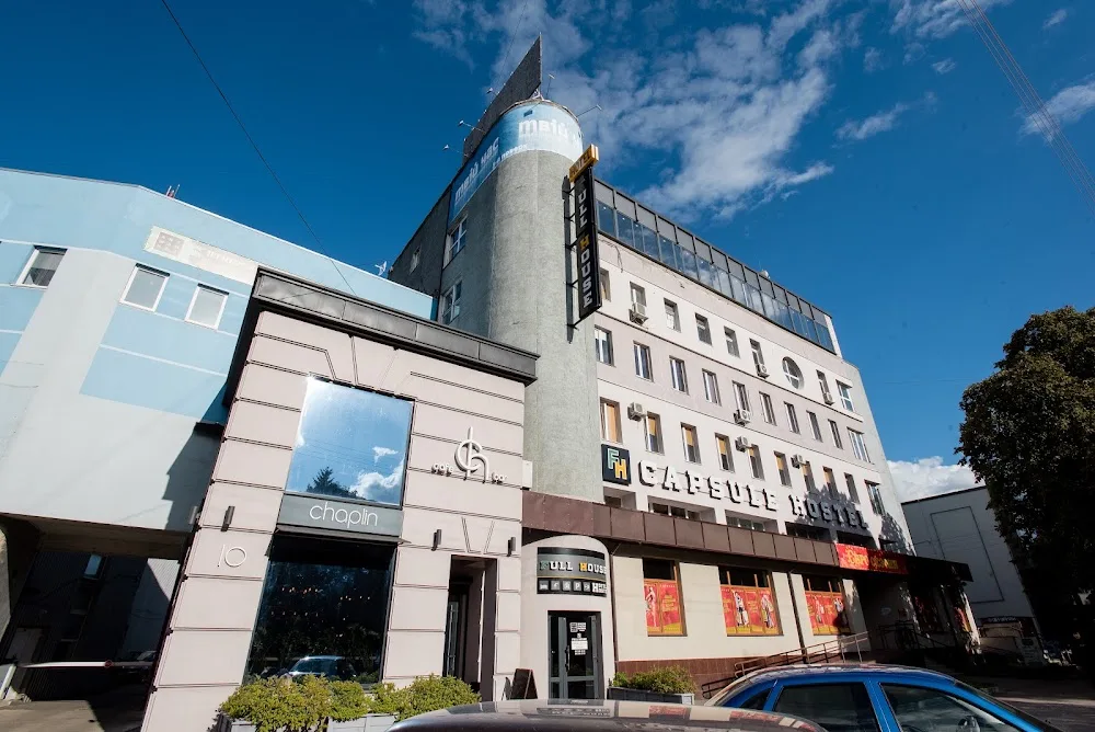FULL HOUSE capsule hostel - Rivnenska pet otel