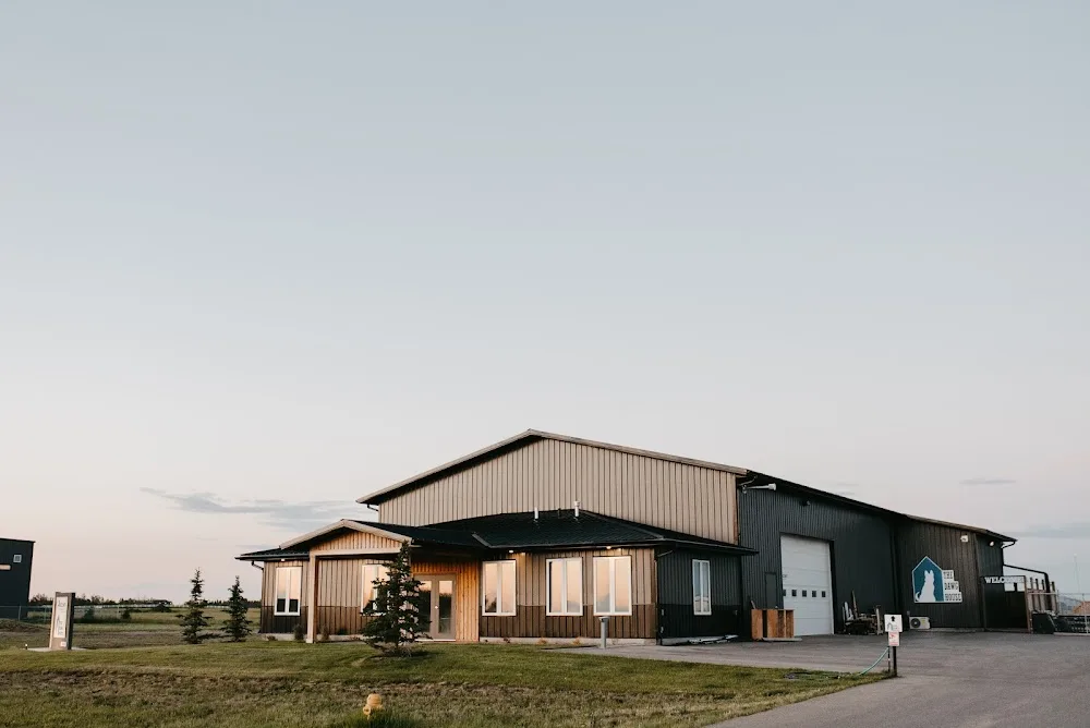 The Dawg House Kennels | Dog Daycare, Boarding, Training & Grooming - Saskatchewan pet otel