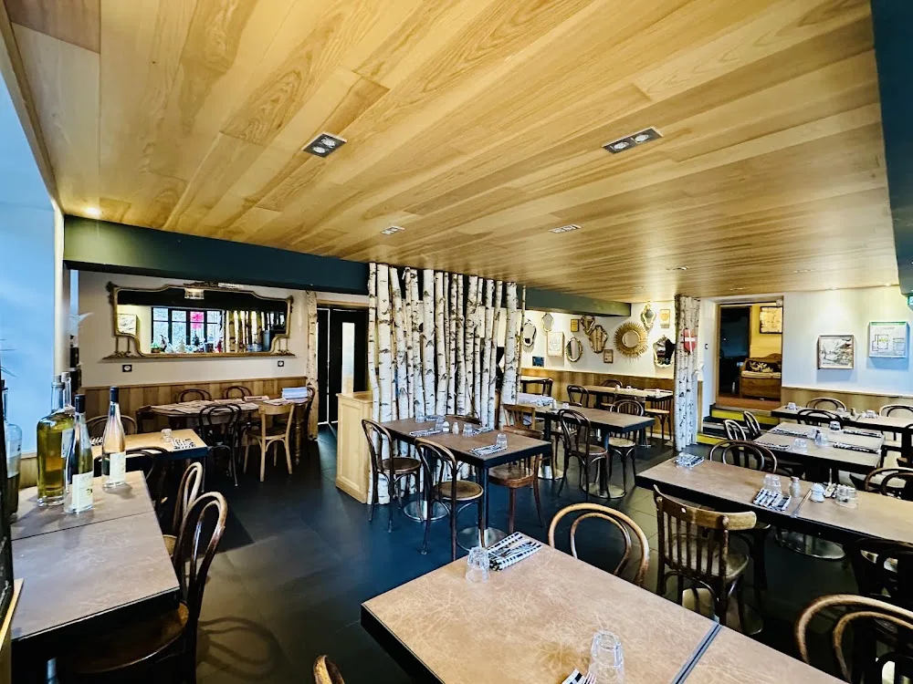 La Petite Auberge Hôtel Restaurant à Bourg Saint Maurice - Savoie pet otel görseli 2