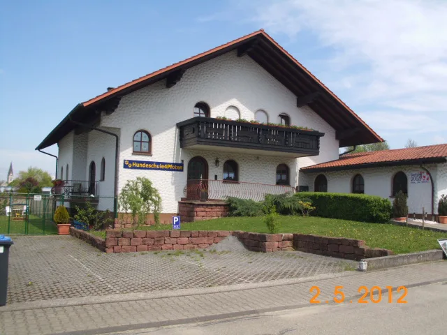 Hundezentrum4Pfoten - Sinsheim pet otel