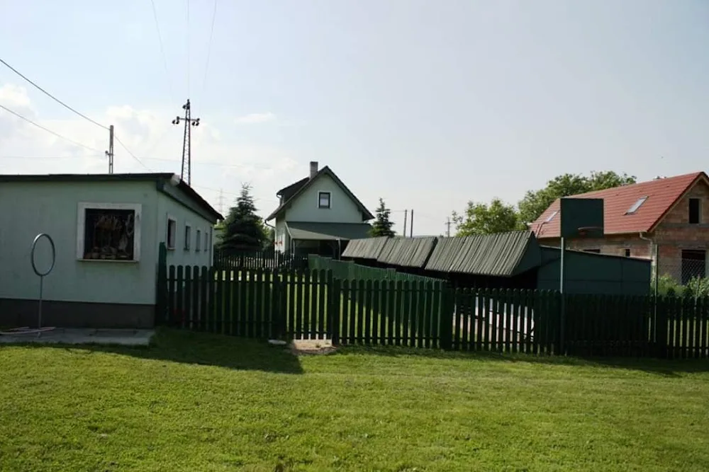 RENI Szolg. Kft. - Sopron pet otel görseli 2